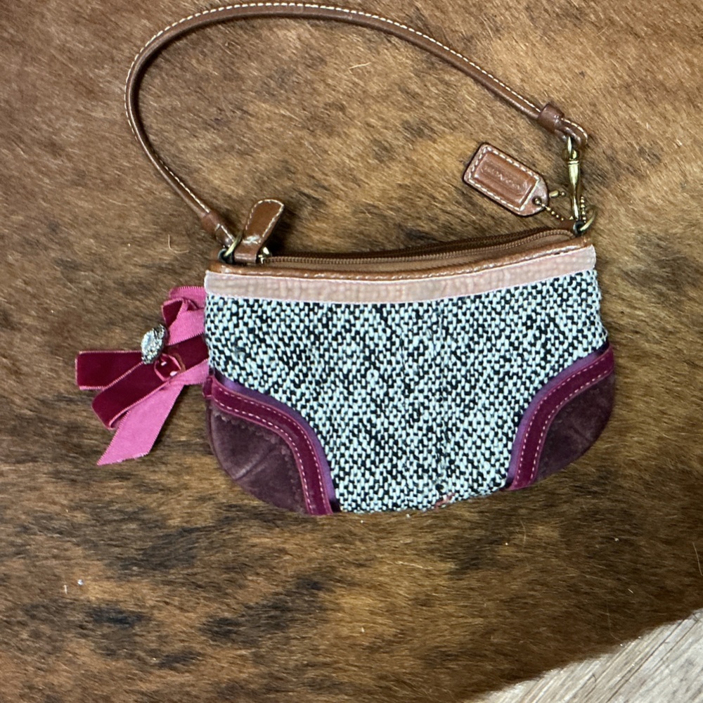 Coach Pink and Brown Wristlet with Bow Accent - Picture 5 of 5
